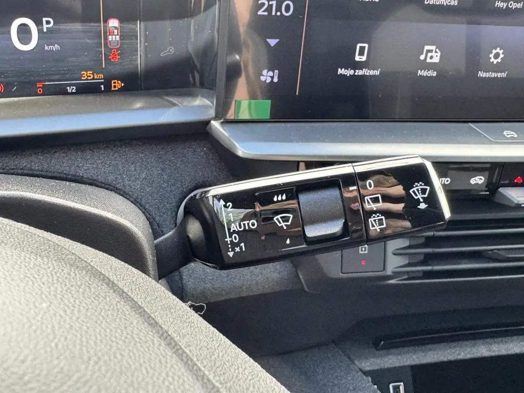 Opel Grandland GS Hybrid TURBO eDCT6 1.2 TURBO / 107kW