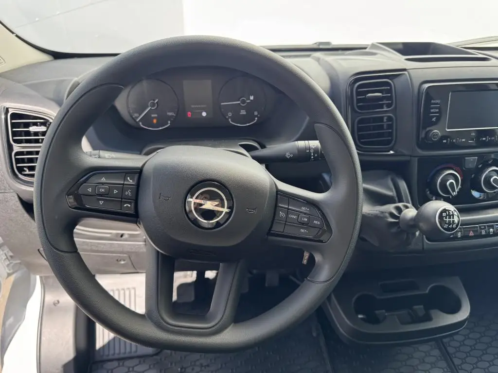 Opel Movano skříň L2H1 3000 6°MT 2,2 CDTi / 88kW