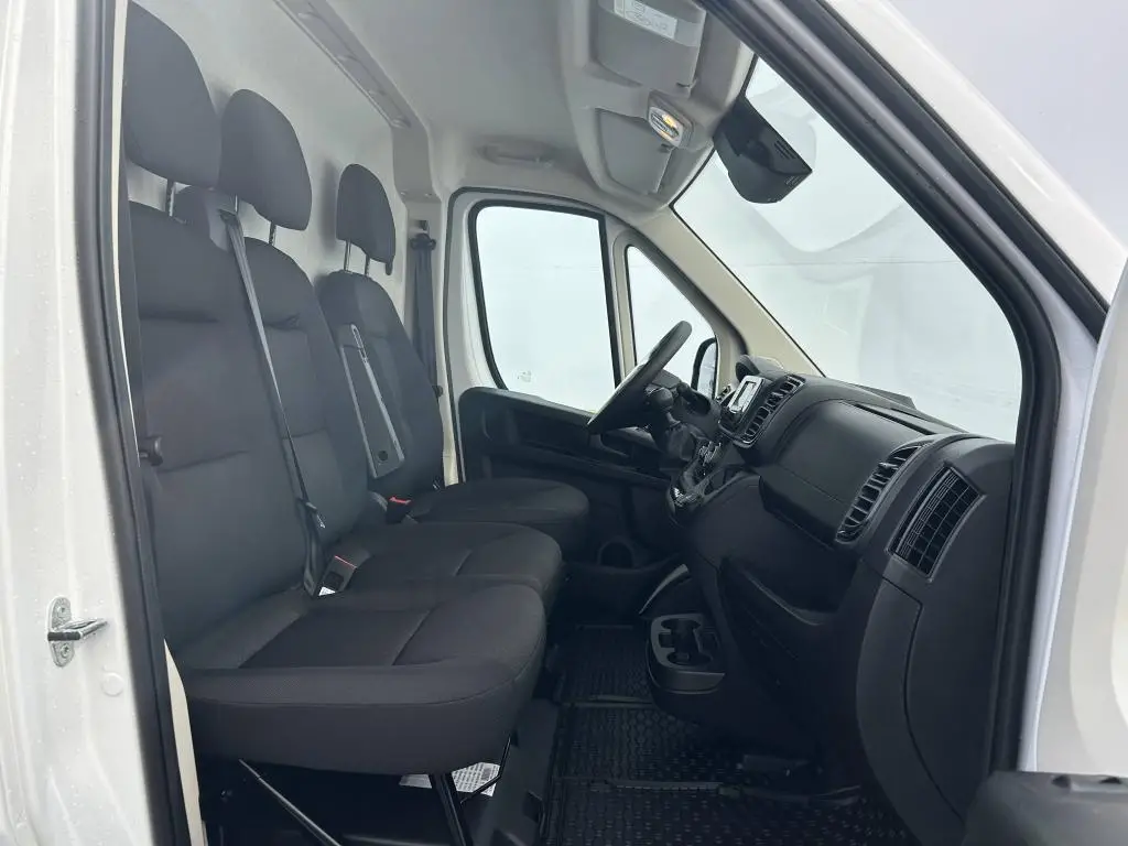 Opel Movano skříň L2H1 3000 6°MT 2,2 CDTi / 88kW