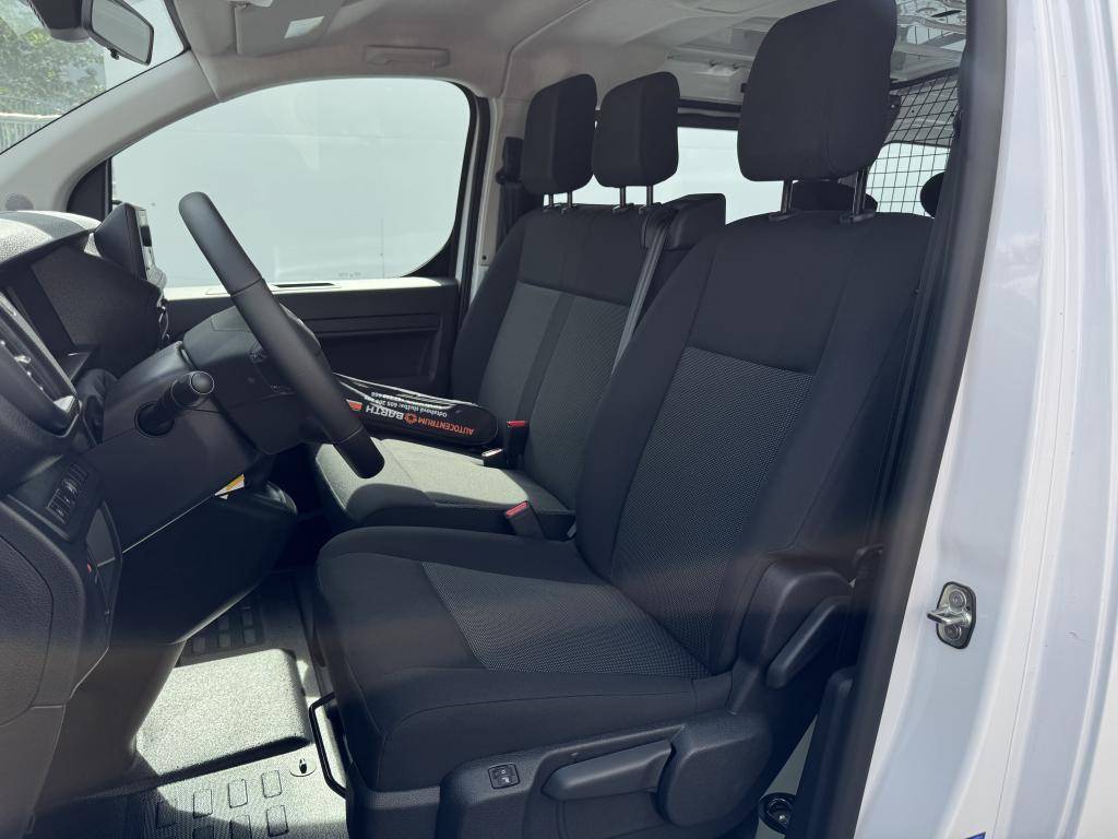 Opel Vivaro Crew Van L2 (L) Flexspace 2.2 CDTi / 110kW