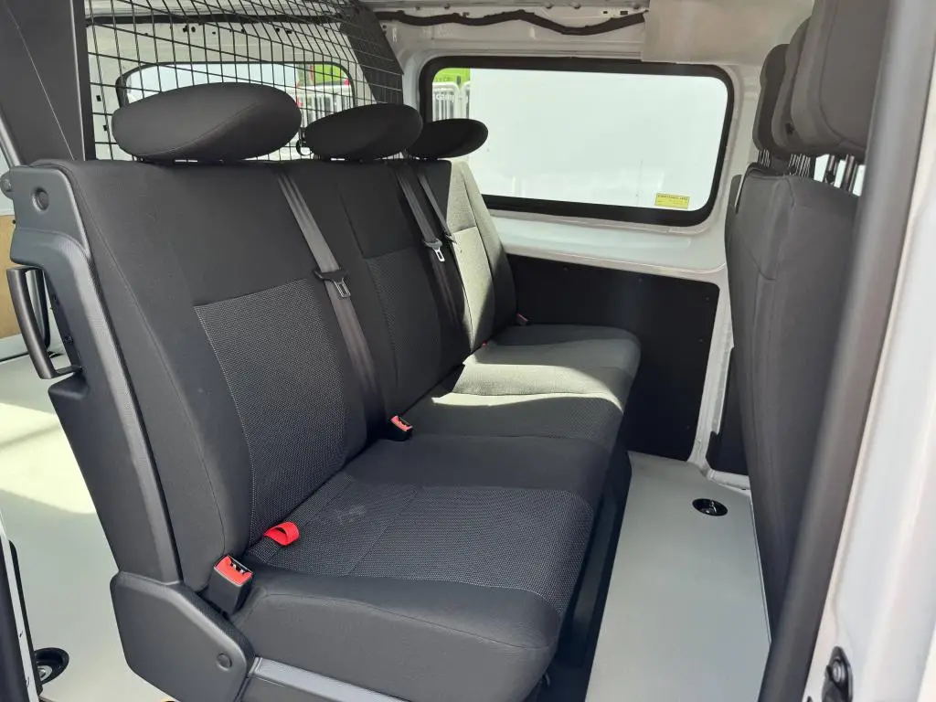 Opel Vivaro Crew Van L2 (L) Flexspace 2.2 CDTi / 110kW