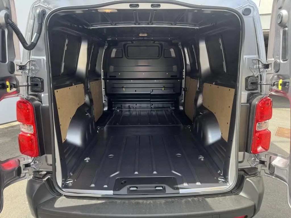 Opel Vivaro Van L2 (L) 2.2 CDTi 6°MT 2.2 CDTi / 110kW