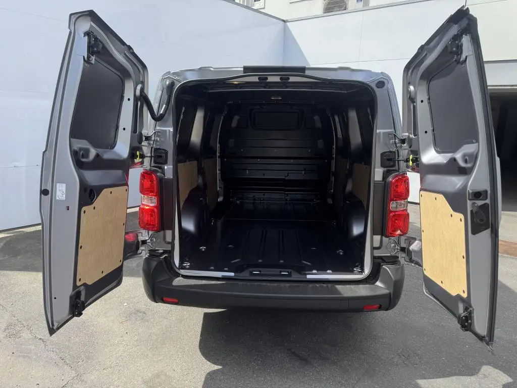 Opel Vivaro Van L2 (L) 2.2 CDTi 6°MT 2.2 CDTi / 110kW