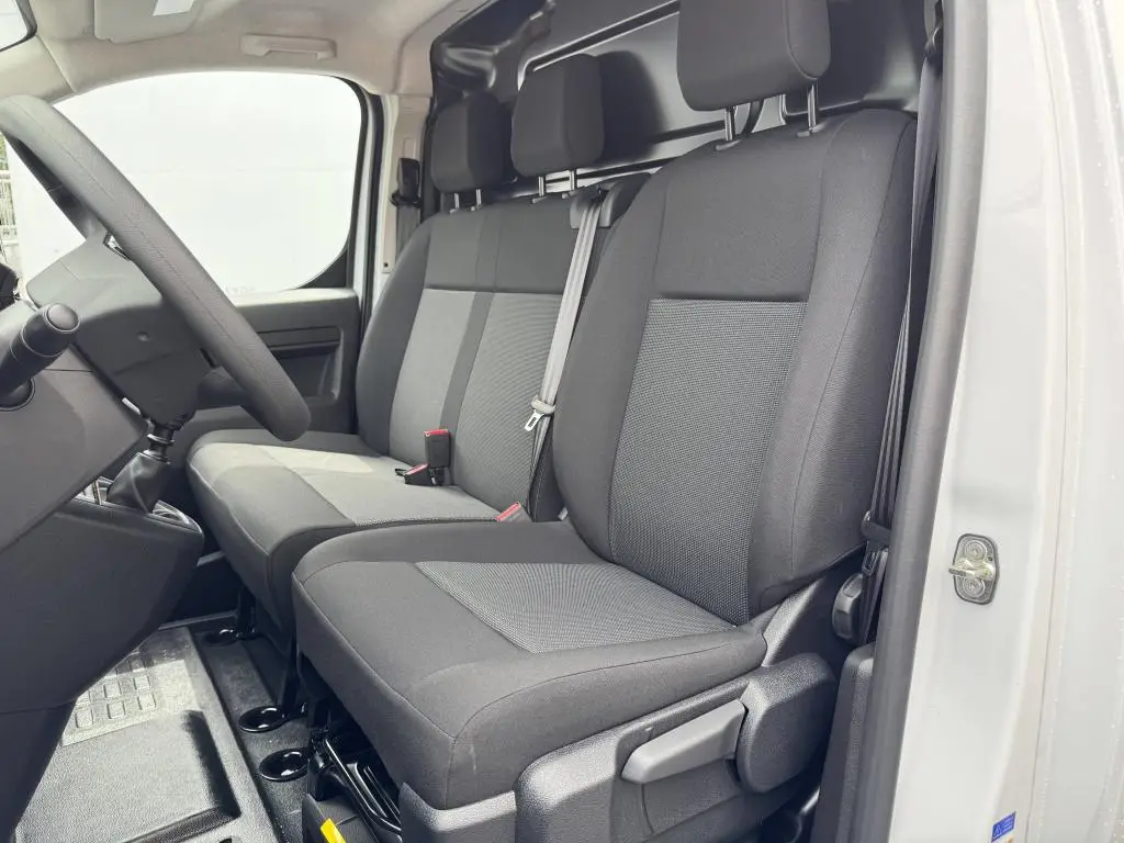 Opel Vivaro Van L2 (L) 2.2 CDTi 6°MT 2.2 CDTi / 110kW
