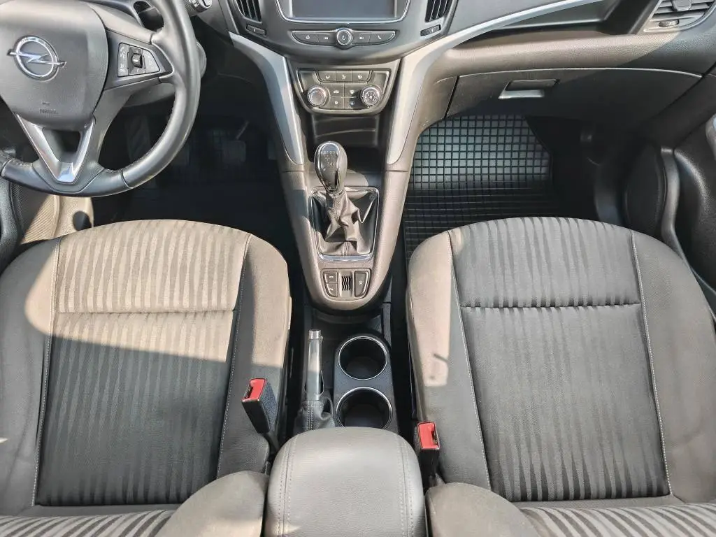Opel Zafira Zafira 1,6 Turbo 100 kW Man. 1,6 Turbo / 100kW