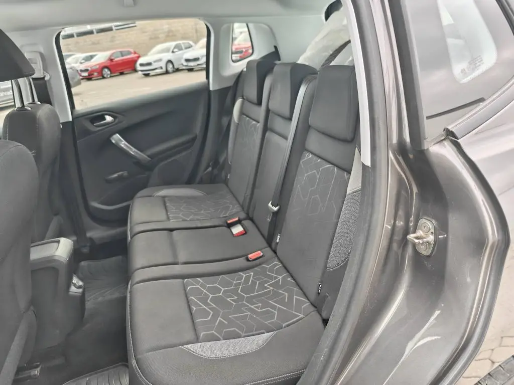 Peugeot 2008 ACTIVE 1.2 PureTech 110k S&S MAN5 1,2 PureTech / 81kW