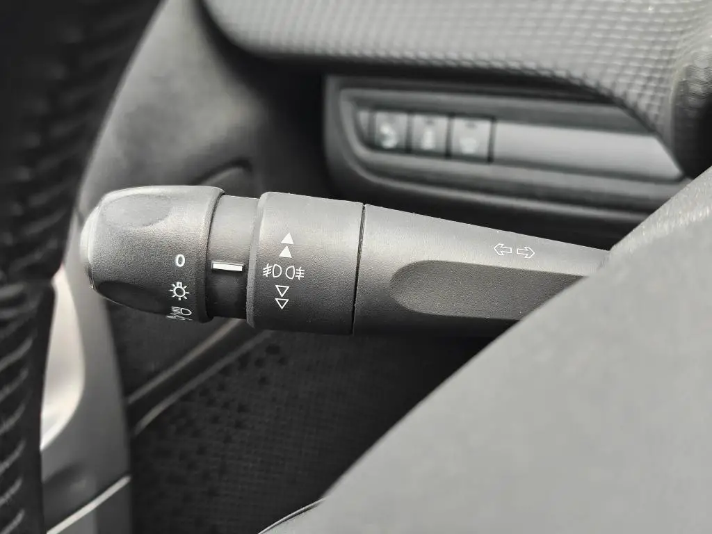 Peugeot 2008 ACTIVE 1.2 PureTech 110k S&S MAN5 1,2 PureTech / 81kW