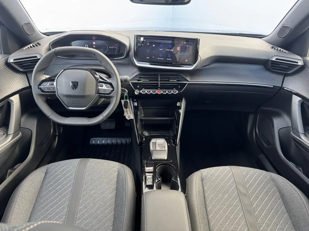 Peugeot 2008 ALLURE Hybrid  1,2 110 e-DCS6 / 81kW