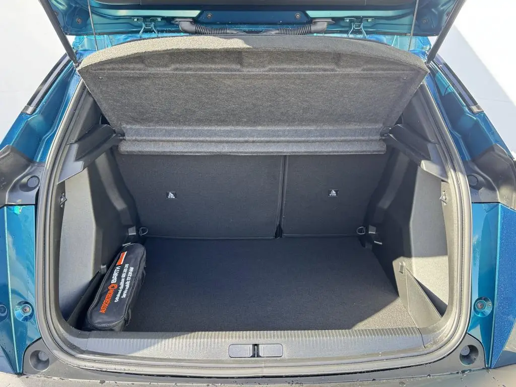 Peugeot 2008 ALLURE Hybrid  1,2 110 e-DCS6 / 81kW