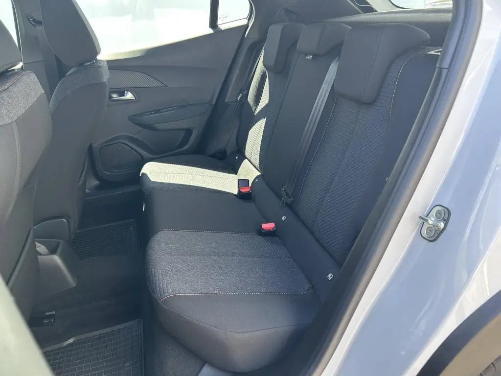 Peugeot 2008 STYLE S&S MAN6 1.2 PureTech / 75kW