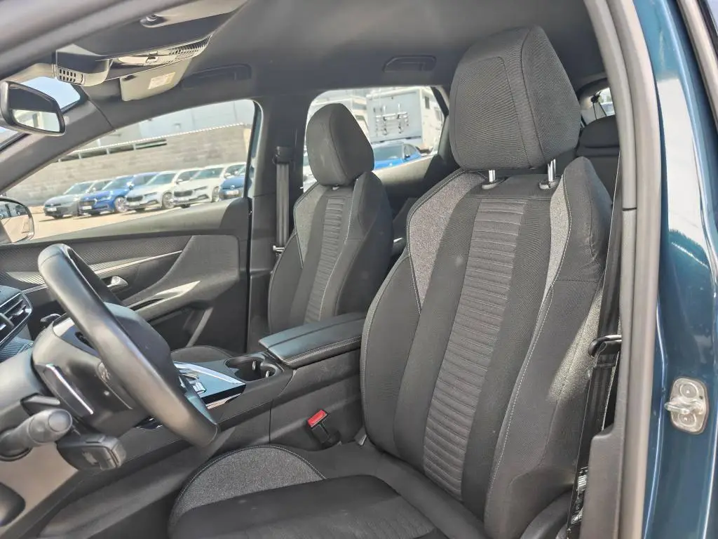 Peugeot 3008 ACTIVE PACK S&S EAT8 1,2 PureTech / 96kW