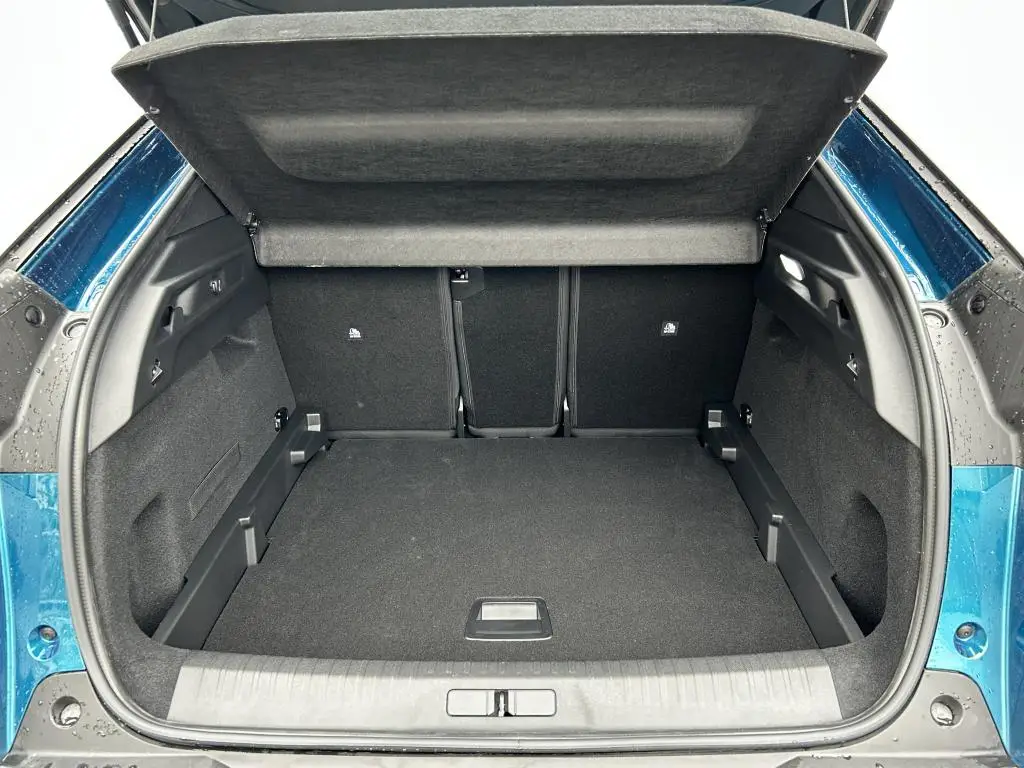 Peugeot 3008 ALLURE Hybrid e-DCS6 1,2 / 107kW