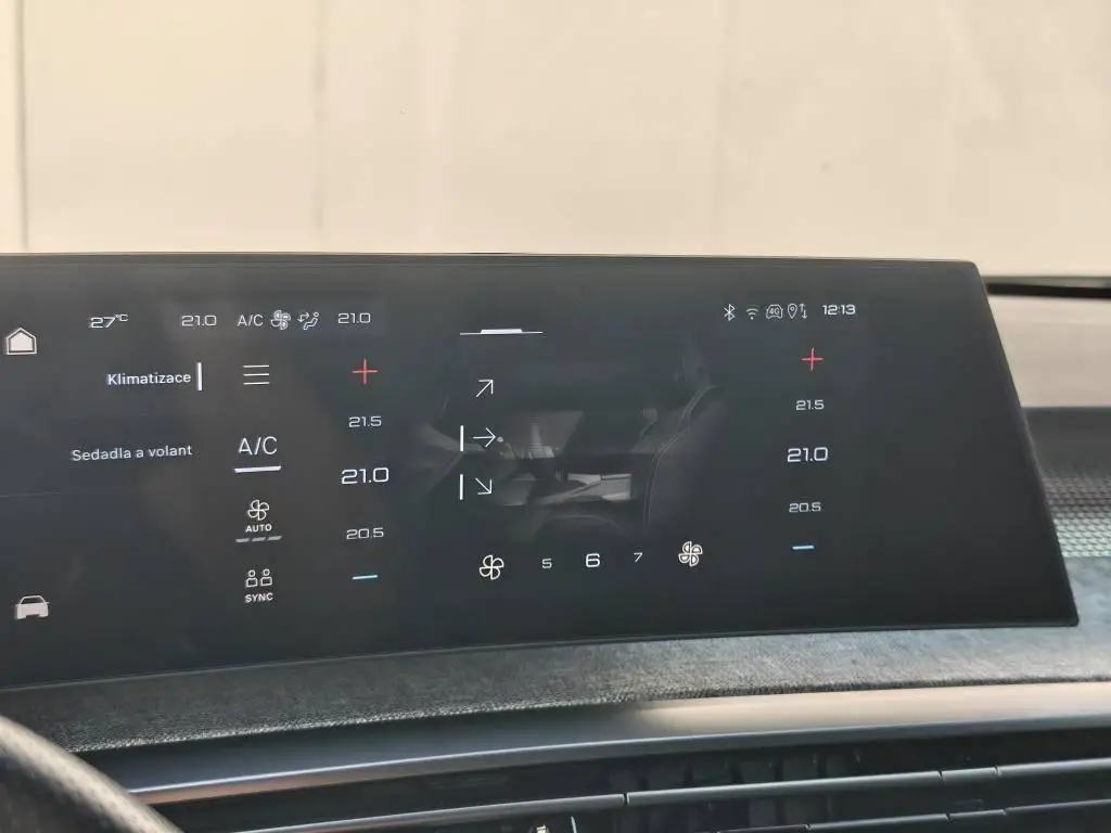 Peugeot 3008 GT Hybrid e-DCS6 1,2 / 100kW