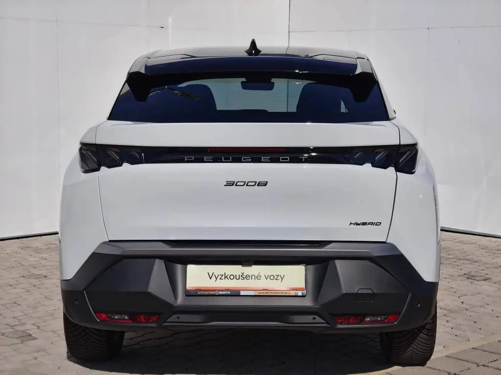 Peugeot 3008 GT Hybrid e-DCS6 1,2 / 100kW