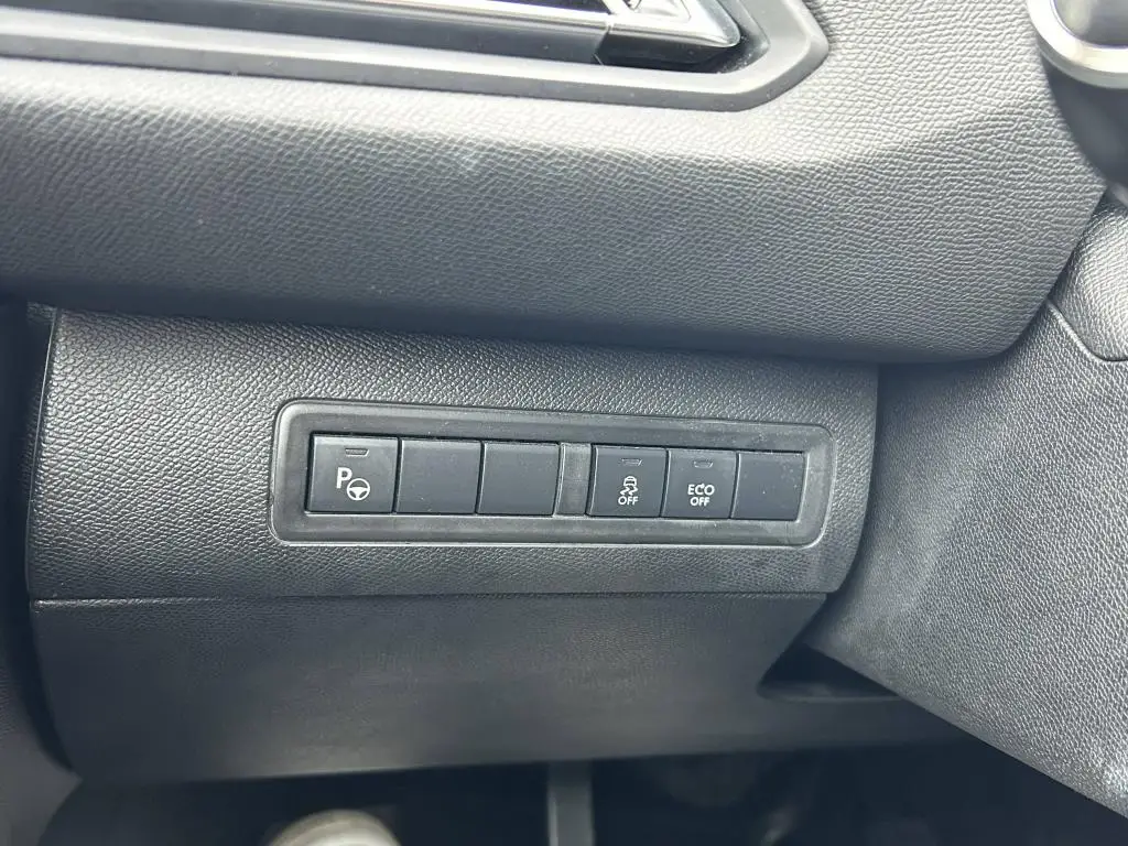 Peugeot 308 ACTIVE 1.2 PureTech 130 S&S MAN6 - monde 1.2 PureTech / 96kW