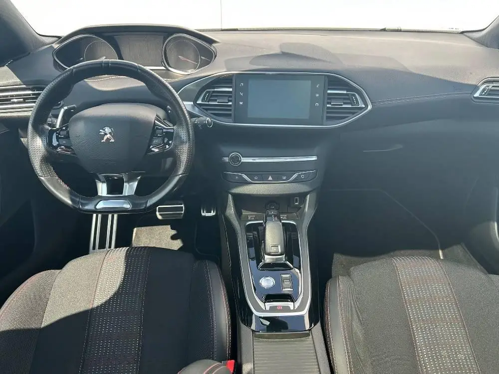 Peugeot 308 SW GT S&S EAT8 1.5 BlueHDi / 96kW