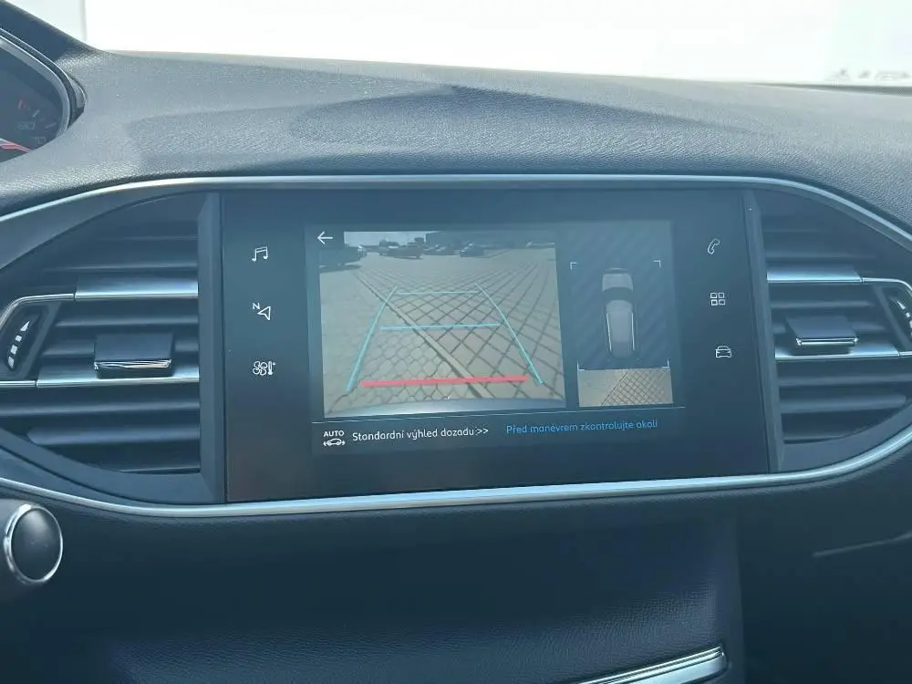 Peugeot 308 SW GT S&S EAT8 1.5 BlueHDi / 96kW