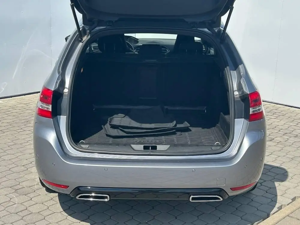 Peugeot 308 SW GT S&S EAT8 1.5 BlueHDi / 96kW