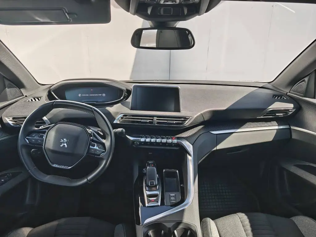 Peugeot 5008 ACTIVE PACK S&S EAT8 1,5 BlueHDi / 96kW