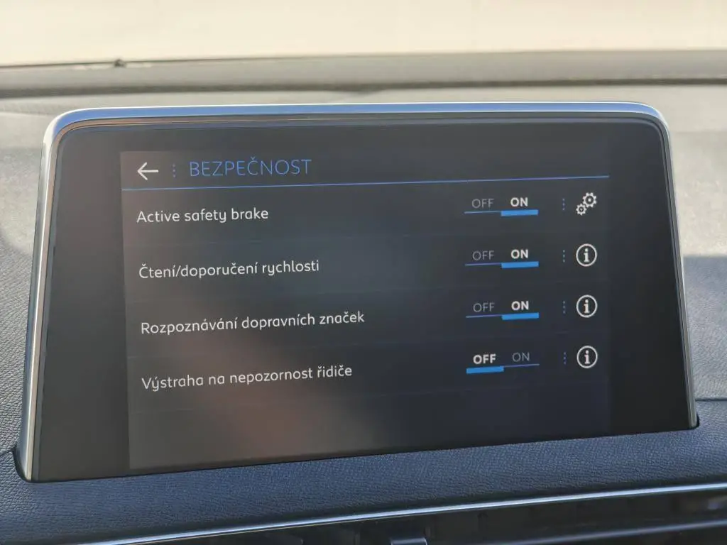 Peugeot 5008 ACTIVE PACK S&S EAT8 1,5 BlueHDi / 96kW