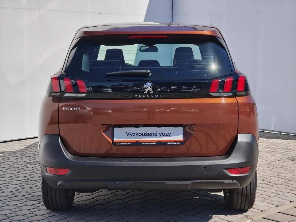 Peugeot 5008 ACTIVE PACK S&S EAT8 1,5 BlueHDi / 96kW
