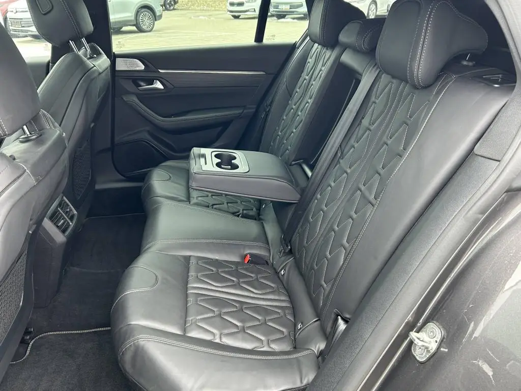 Peugeot 508 SW GT PACK HYBRID 225 e-EAT8 1.6 PureTech / 166kW