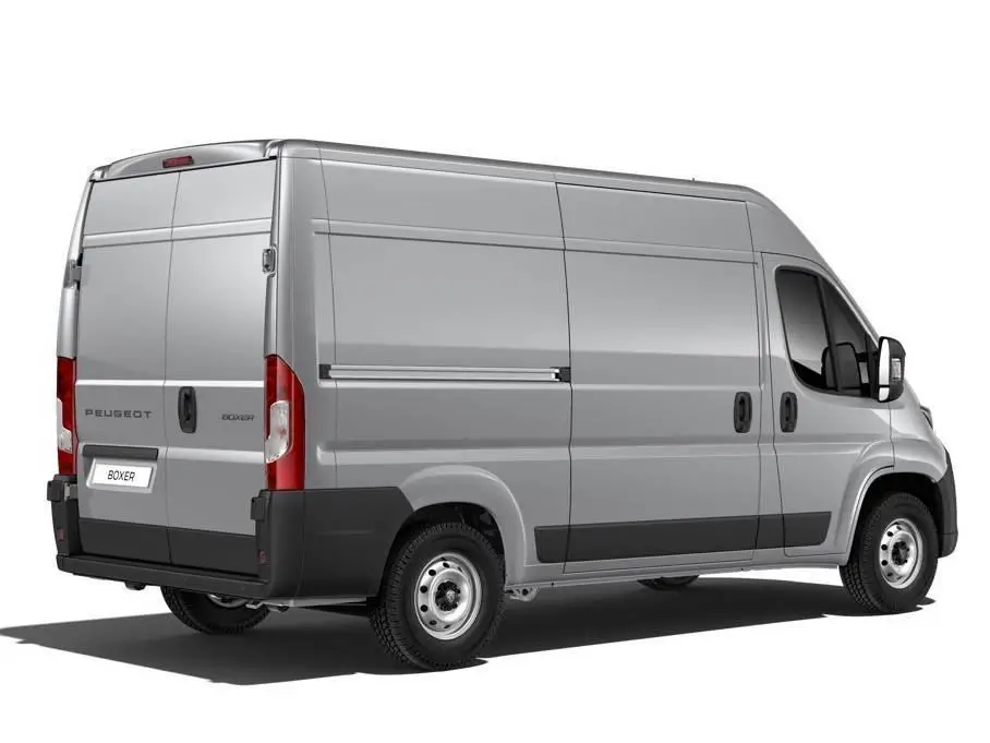 Peugeot Boxer Furgon 3300 L2H2  2,2 BlueHDi MAN6 / 103kW