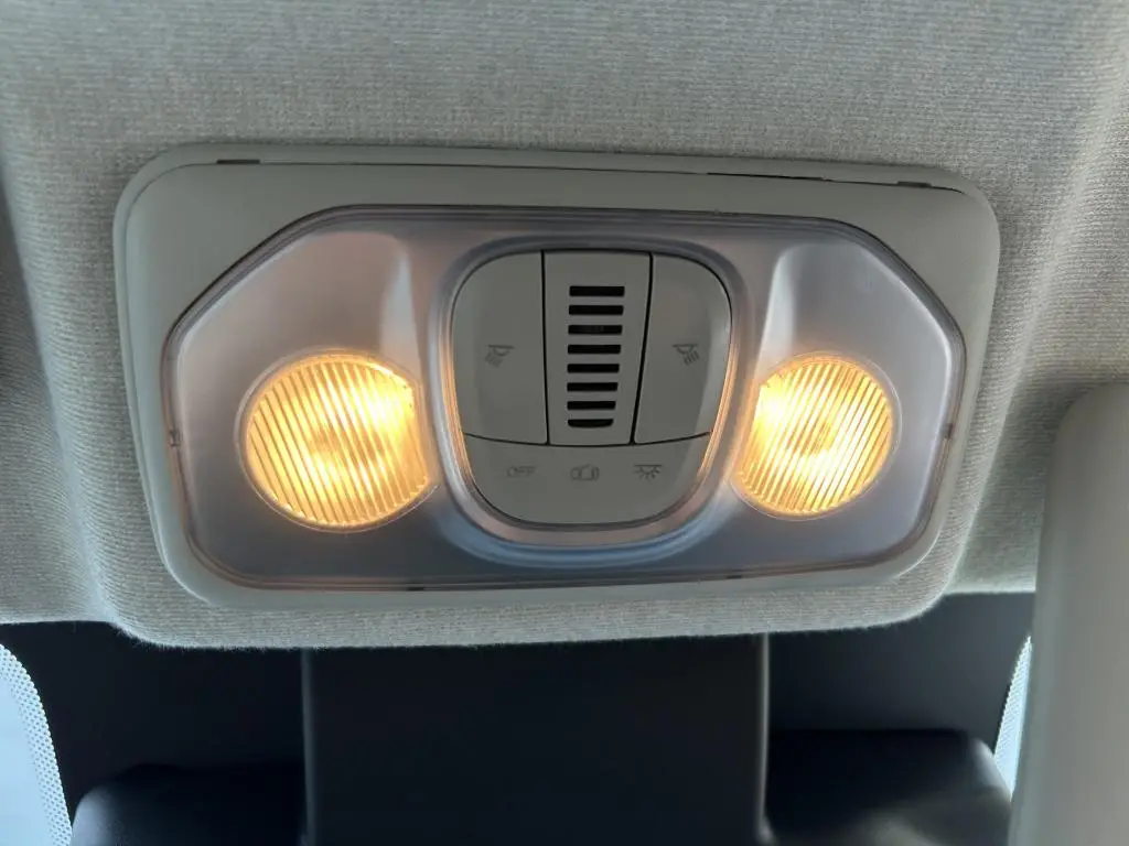 Peugeot Boxer Furgon 3300 L2H2  2,2 BlueHDi MAN6 / 103kW