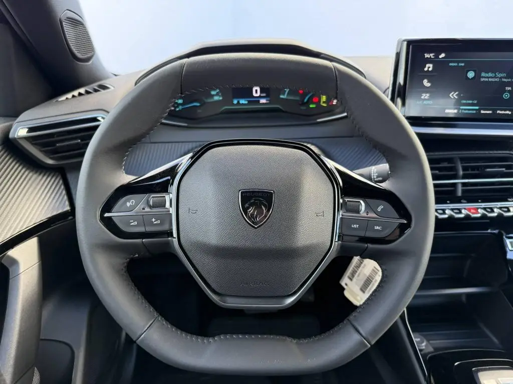 Peugeot e-2008 STYLE Elektromotor / 100kW