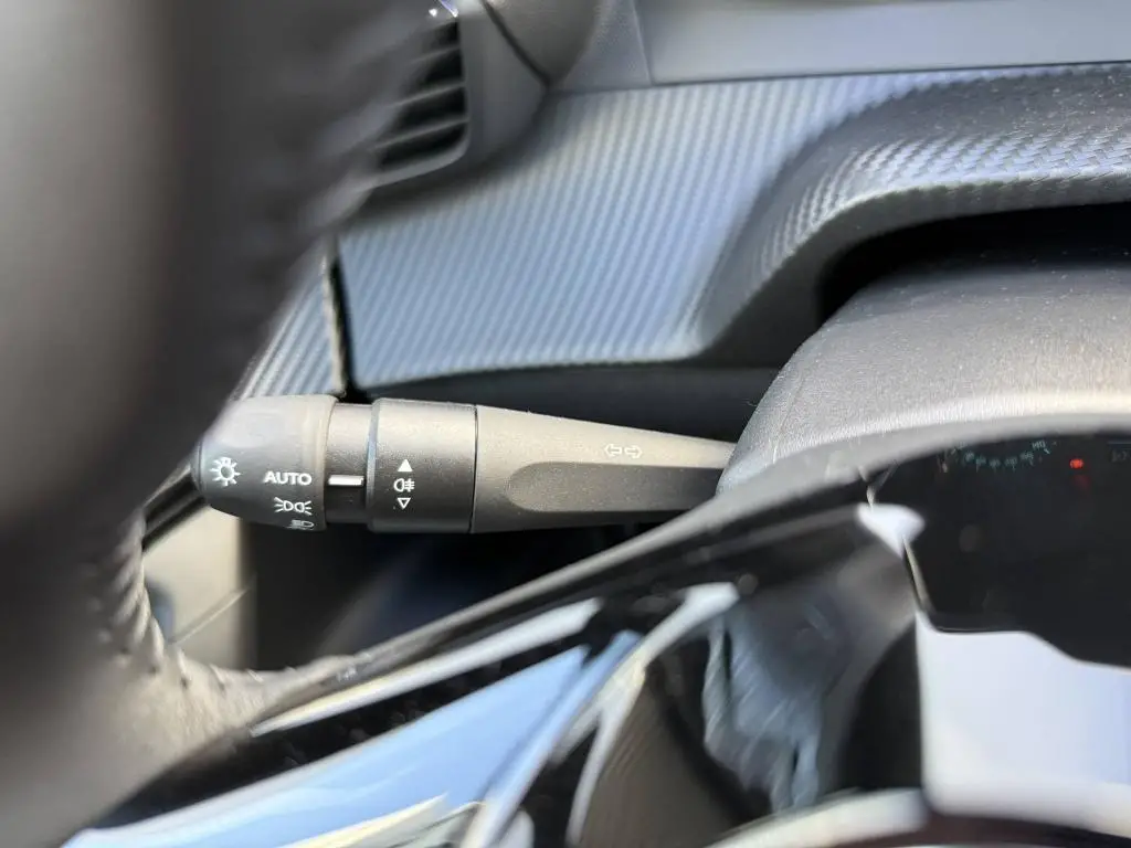 Peugeot e-2008 STYLE Elektromotor / 100kW