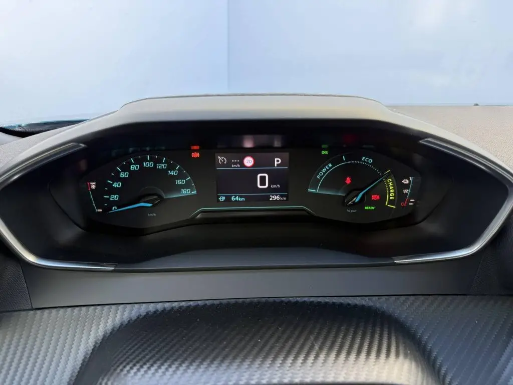 Peugeot e-2008 STYLE Elektromotor / 100kW