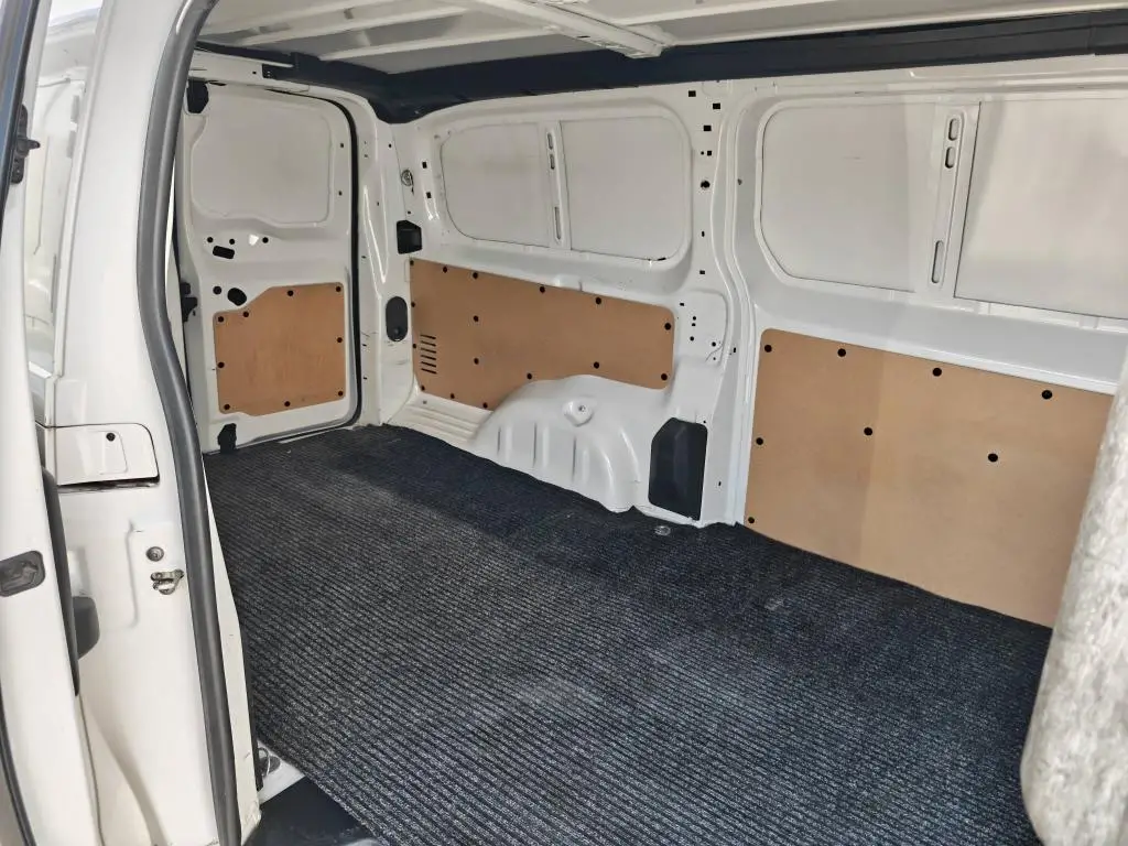 Peugeot Expert Active 2,0 BlueHDi 120 MAN6 1997 / 90kW