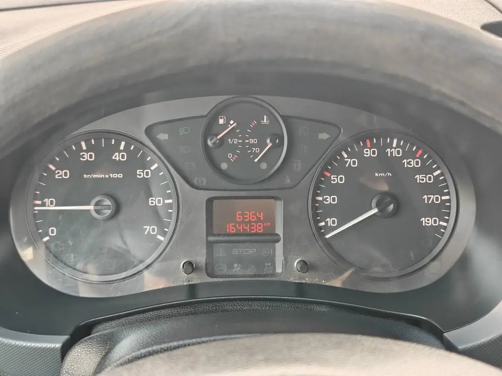 Peugeot Partner Tepee ACTIVE 1,6HDi / 68kW