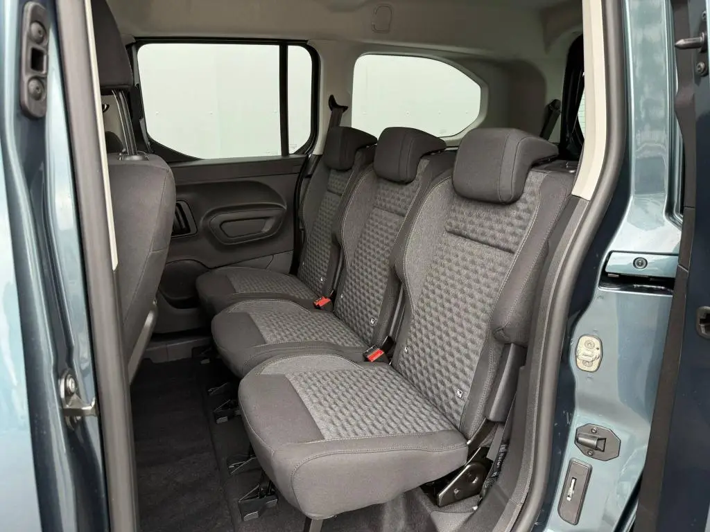 Peugeot RIFTER LONG GT BlueHDi 130 S&S EAT8 1,5 BlueHDi / 96kW
