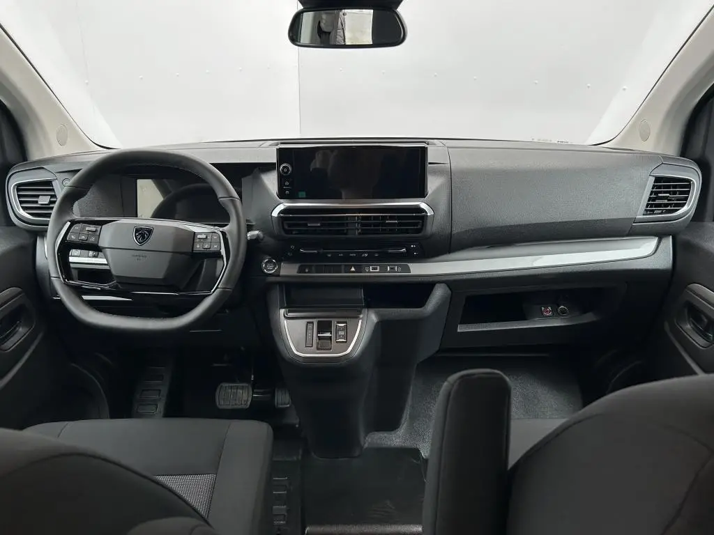 Peugeot Traveller ActiveStandard 2.0 BlueHDi S&S EAT8 / 130kW