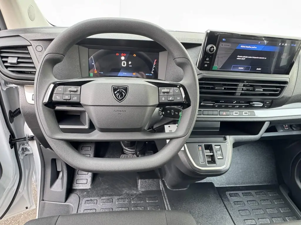 Peugeot Traveller Combi Long 2.2 BlueHDi S&S EAT8 / 132kW