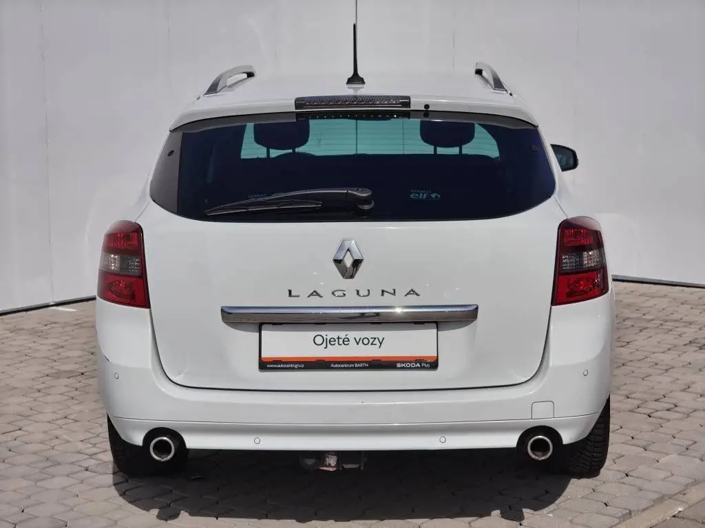 Renault Laguna Laguna 2,0 DCi 110 kW MP6 2,0 DCi / 110kW