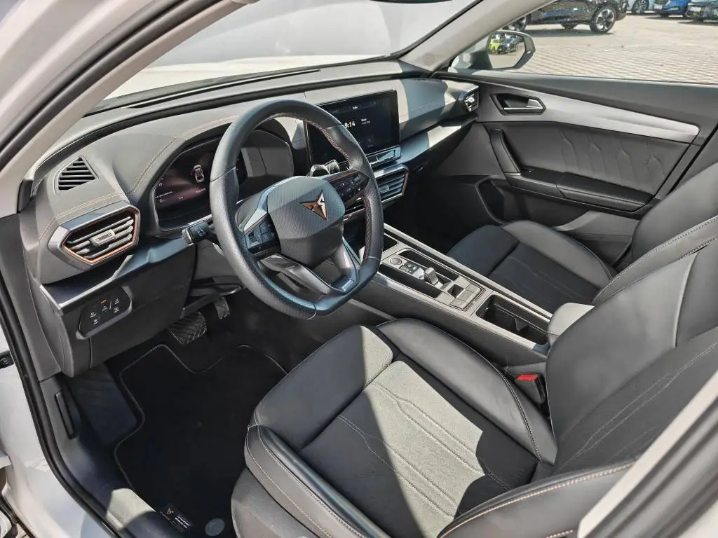 SEAT Formentor DSG 4WD 2,0 TSI / 140kW