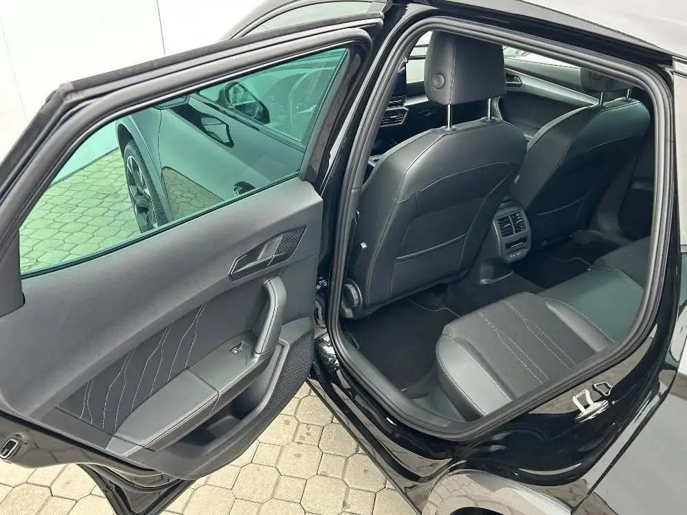 SEAT Formentor DSG 4WD 2,0 TSI / 140kW