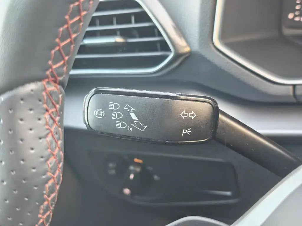SEAT Tarraco FR 4WD DSG 2.0 TSI / 180kW