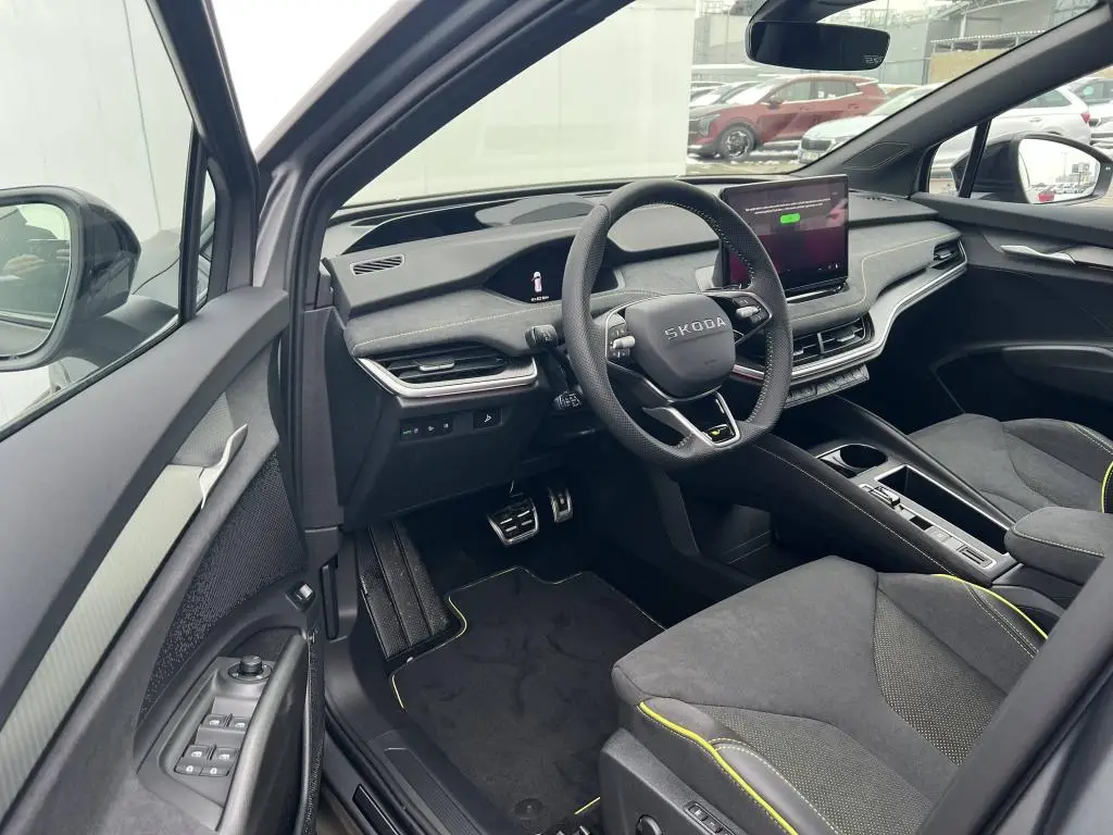 Škoda Elroq  RS 4x4 84 kWh   / 250kW