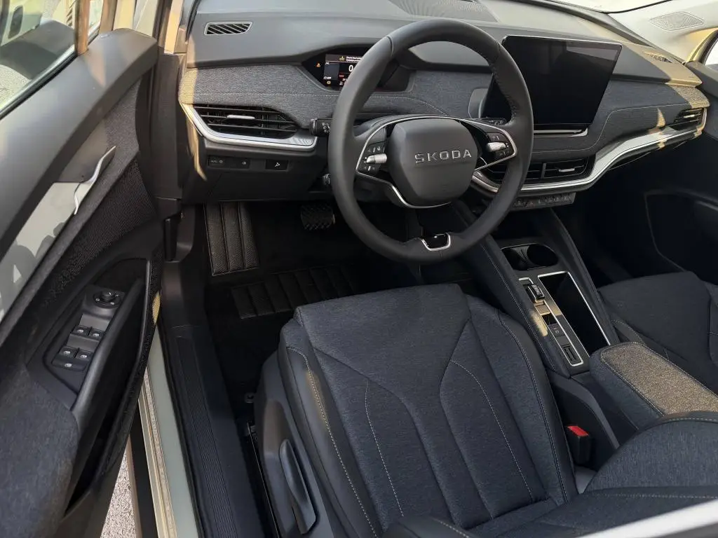 Škoda Elroq Selection 60 61 kWh  / 140kW