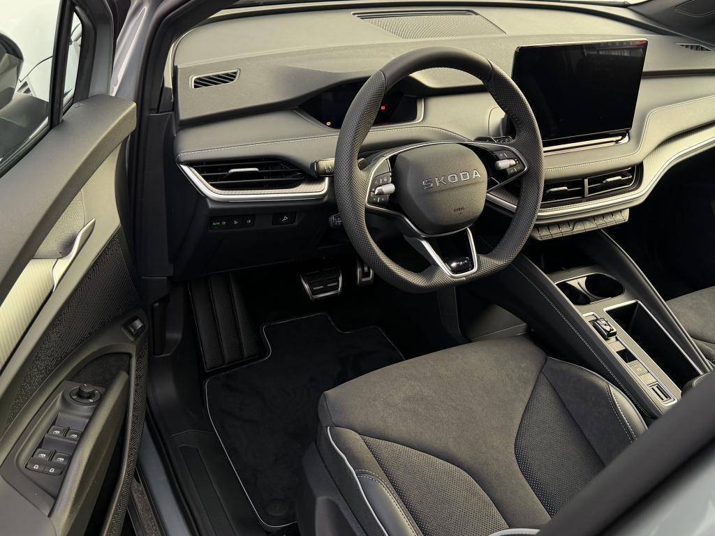 Škoda Elroq Sportline 60 63 kWh   / 150kW