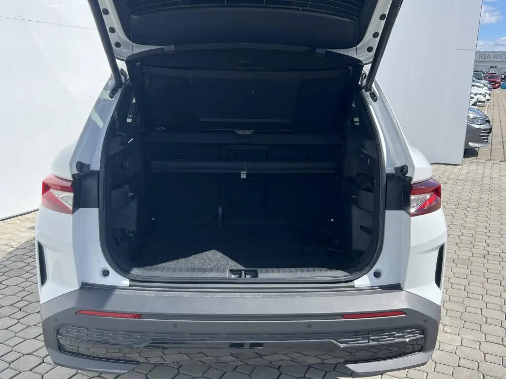 Škoda Elroq Sportline 60 63 kWh   / 150kW