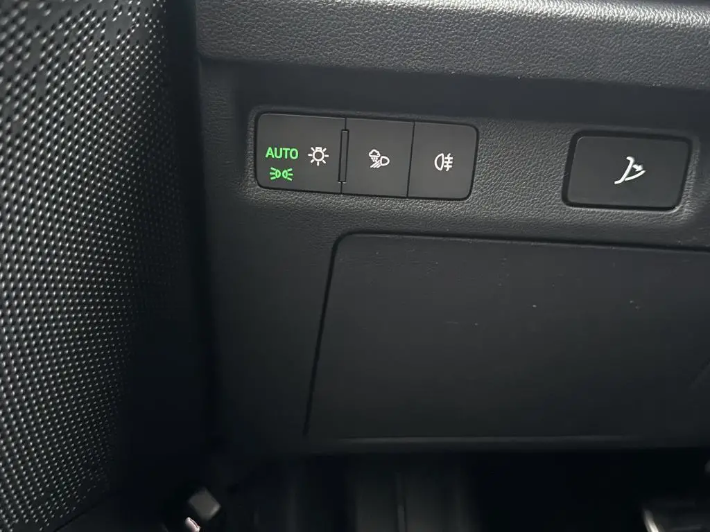 Škoda Elroq Sportline 60 63 kWh  elektro  / 150kW