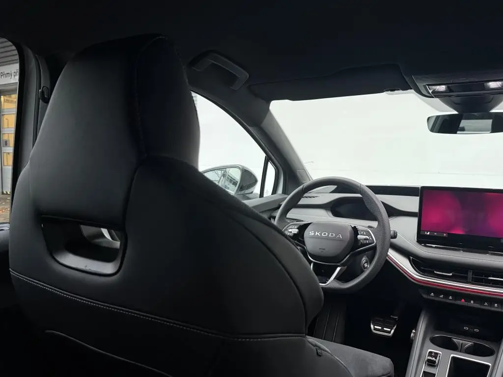 Škoda Elroq Sportline 60 63 kWh  elektro  / 150kW