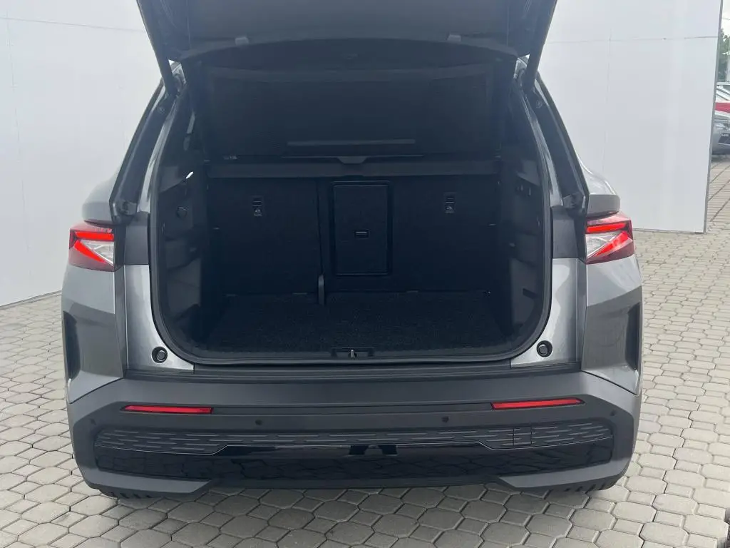 Škoda Elroq Sportline 60 63 kWh  elektro  / 150kW