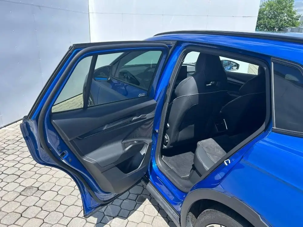 Škoda Elroq Sportline 85 82 kWh   / 210kW