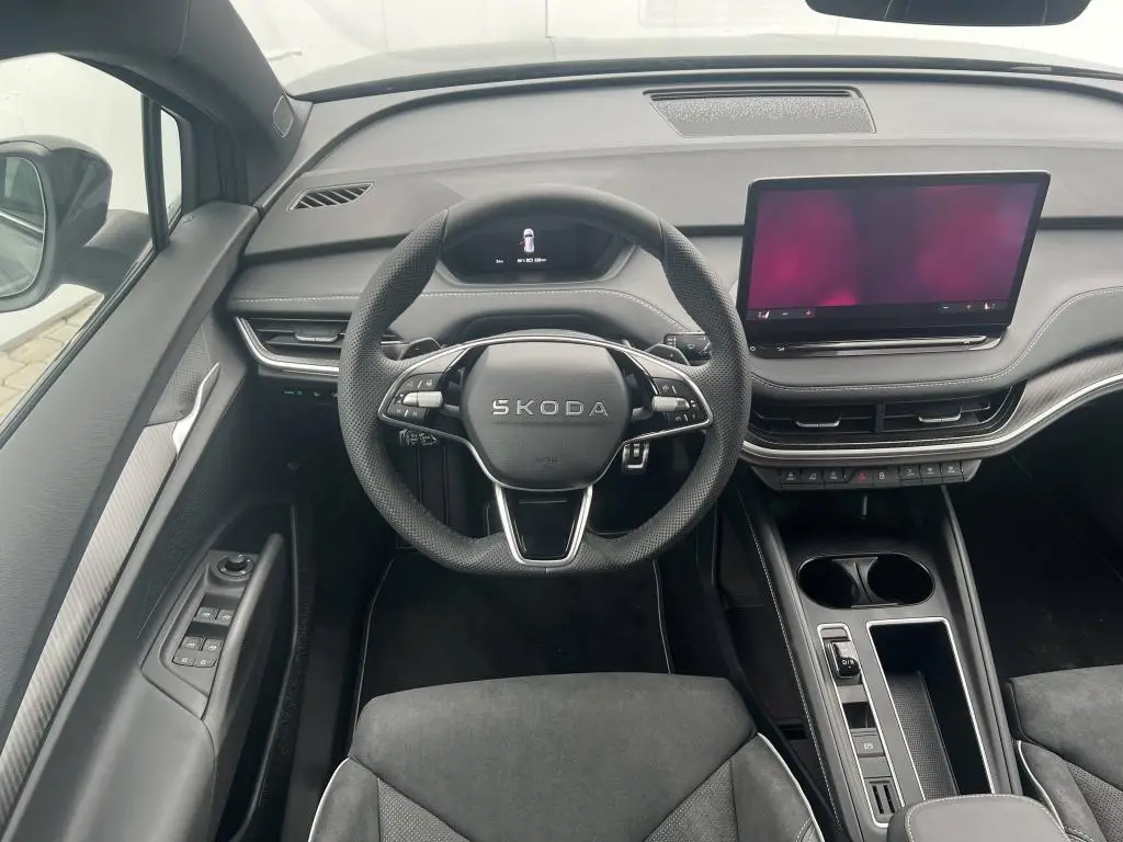 Škoda Elroq Sportline 85 82 kWh elektro  / 210kW