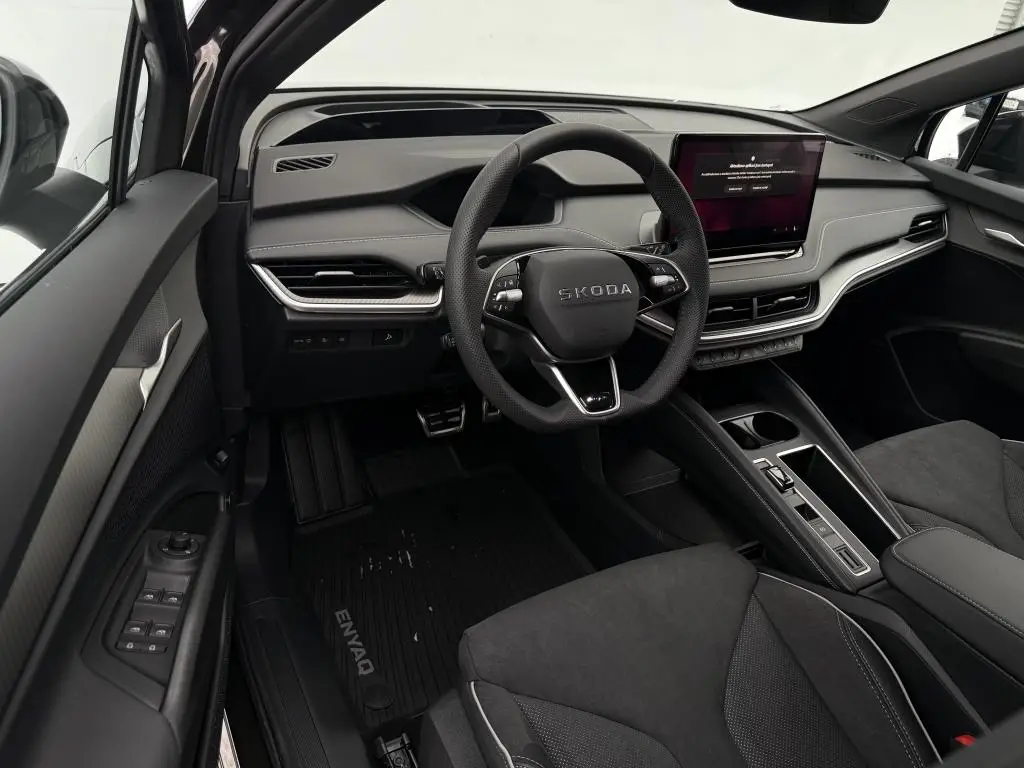 Škoda Enyaq 85 Sportline 82 kWh 210 kW 1° přev elektro / 210kW